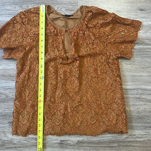 J. Crew Women's Stunning Lace Lined Keyhole Front Blouse Burnt Orange Size XS - Picture 4 of 7